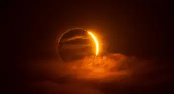 ¿Cuándo, dónde y cómo ver en Colombia el próximo eclipse que apagará el día por seis minutos?