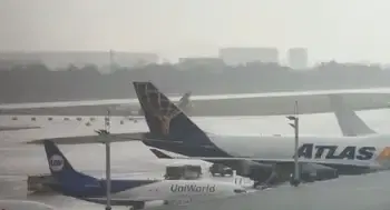 Aeropuerto El Dorado cerrado hoy Suspenden vuelos en Aeropuerto El Dorado por fuerte granizada hoy en Bogotá: esto dicen autoridades