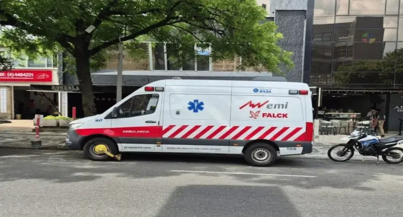 Ambulancias deben cumplir normas de tránsito si no atienden pacientes en Medellín. Ambulancias deben cumplir normas de tránsito si no atienden pacientes: aclaró Movilidad de Medellín