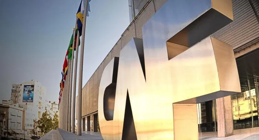 CAF realizará importante inversión en Colombia CAF invertirá US$ 1.250 millones en Colombia para cinco proyectos clave: así se distribuyen