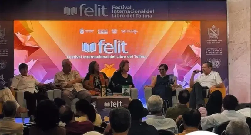 Conversatorio en el Felit 2026 Felit 2026: cierra en Ibagué con más de 200 escritores y México como invitado de honor