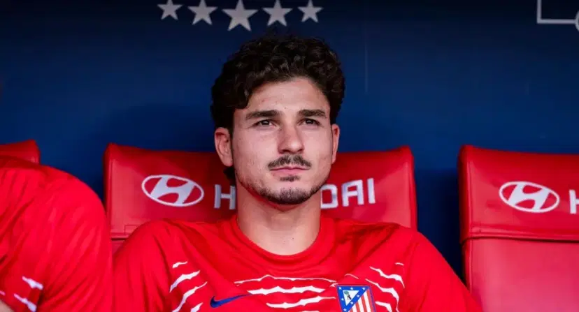 Julián Álvarez Julián Álvarez y un nuevo dolor de cabeza: ya no es el Barcelona, pero ¿qué le pasó?